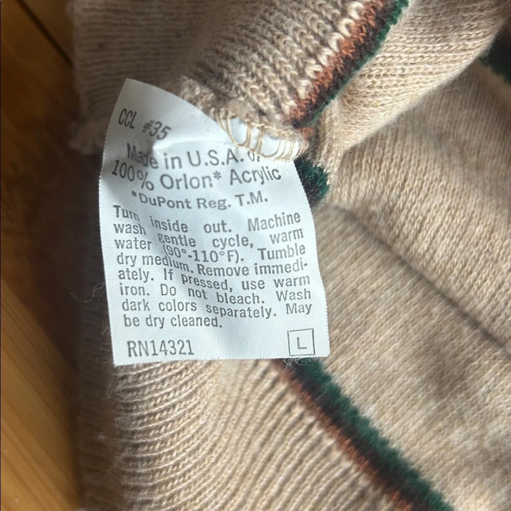 Vintage 70s Retro Eclectic Grandpa V-Neck Sweater